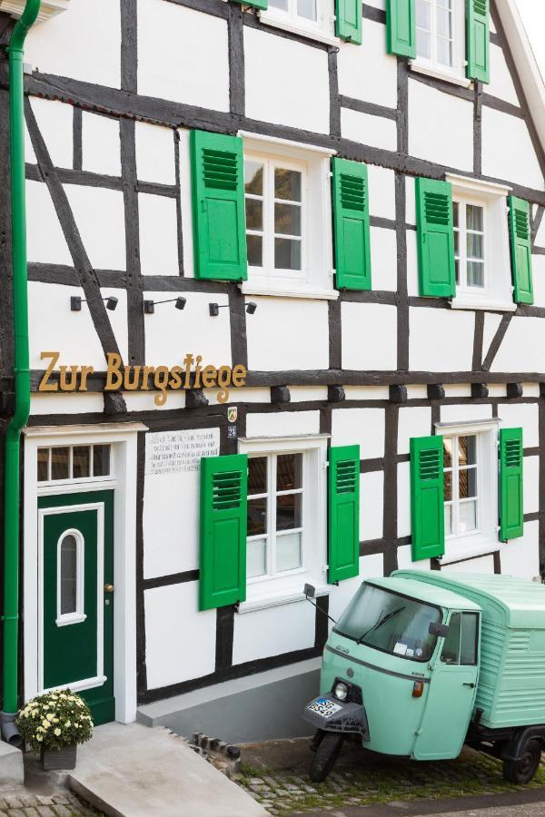 Zur Burgstiege Hotel Solingen Exterior photo